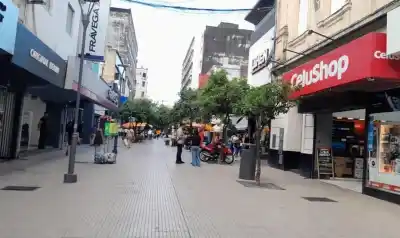 Confirmado: el lunes 26 no abren los comercios en la capital tucumana