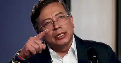 Gustavo Petro responde a Trump con una amenaza de tomar las armas “por la Patria”