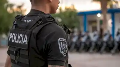 Detienen a un efectivo policial como principal sospechoso del homicidio de una mujer en Mendoza