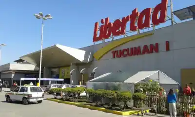 El fin de una era: los hipermercados Libertad se despiden con liquidaciones de hasta 70%