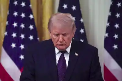 Trump lanzó una advertencia sobre el acuerdo con Irán: “Volveremos al frente de batalla”