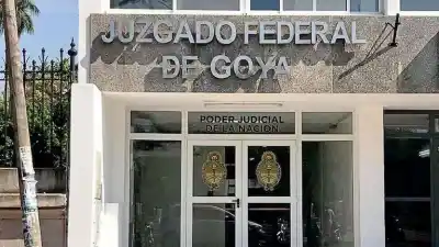 Llegó golpeada a la escuela y lo que le confesó a su profesora dejó helada a toda la comunidad