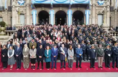El emotivo discurso de una alumna de 15 años que paralizó el acto del 25 de Mayo