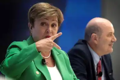 El FMI reveló su plan impositivo para la Argentina: menos retenciones, pero más Ganancias y un ajuste al monotributo