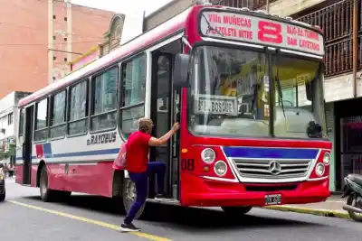 Crisis en el transporte: advierten que no pueden pagar el aguinaldo ni el sueldo de marzo