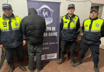 Iba en colectivo a su casa y un desconocido con frondoso prontuario le cometió lo impensado