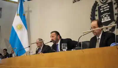 En San Miguel de Tucumán buscan agilizar trámites: ¿cómo será el nuevo sistema de habilitaciones comerciales?