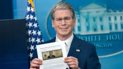 La cara de Trump en un billete de 250 dólares: el plan que choca contra la ley y ya tiene un boceto filtrado