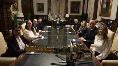 El gigantesco plan de inversión en salud que presentaron en Casa Rosada: US$8000 millones para los próximos seis años