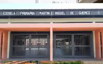 Entró al aula y lo que vio su madre la llevó directo a la comisaría: el insólito método de una docente