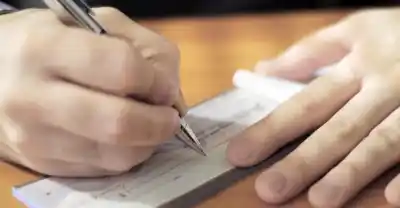 Entregó cheques sin fondos a una empresa tucumana: la cifra que lo complica