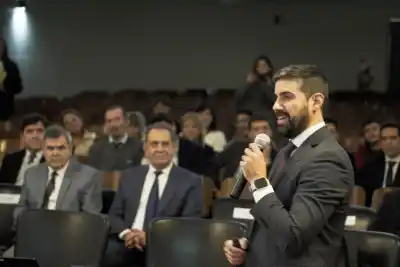 Capacitación obligatoria en la Caja Popular de Ahorros: el tema que dejó en alerta a todos los empleados