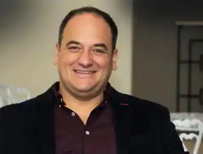 Dura crítica de Trapani a Campero: “Quiere colgarse de un sello”