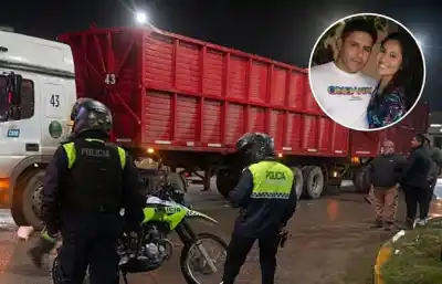 Iban en moto a trabajar y un camión los embistió de frente: dos muertos en la colectora