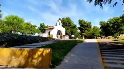 El agua que brota sin explicación: el misterio del Pozo de los Milagros que atrae a miles