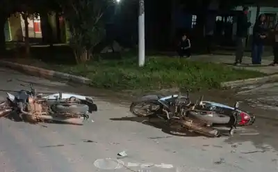 Choque de motos en Lastenia: lo que encontraron en la escena desconcertó a los investigadores