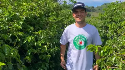 De Brasil a Tafí Viejo: a los 19 años, descubrió el café y ahora planea su propia plantación