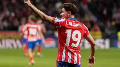El Real Madrid lanzó una oferta récord por Julián Álvarez y el Atlético respondió con un portazo
