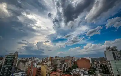 Alerta amarilla por lluvias en Tucumán: ¿qué zonas se verán afectadas y cómo prepararse?