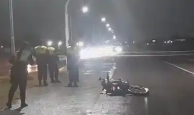 Perdió el control en la rotonda de El Empalme y murió en el acto