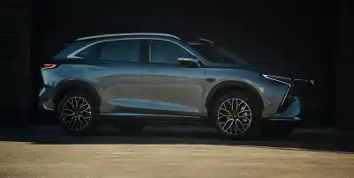 Una nueva marca china desembarca en Argentina con un SUV híbrido para 7 pasajeros