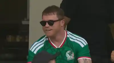Del escándalo con Messi a la gloria en el Azteca: la reacción de Canelo Álvarez al triunfo de México en el Mundial