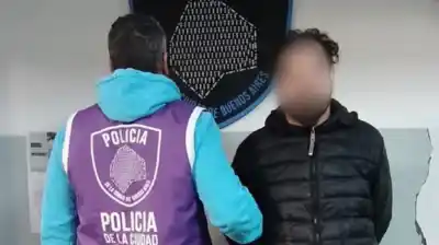 Se hacía pasar por productor de modelos y abusaba de chicas: cayó en San Nicolás