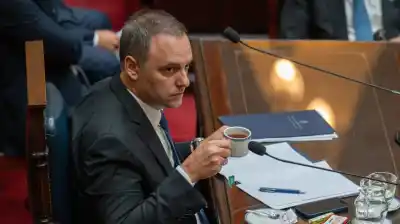 El fiscal Pollicita aprieta el cerco sobre Adorni: criptomonedas, herencia y un detalle que no cierra