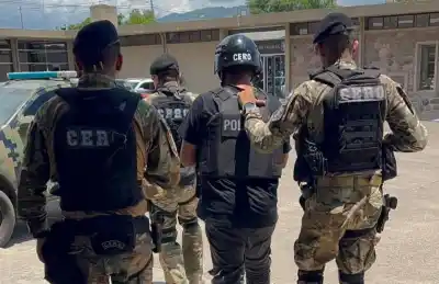 Fuerzas Especiales trasladan a Tucumán a un detenido por abuso desde Jujuy