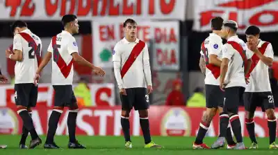 River sacude el mercado: los once jugadores que no viajarán a la pretemporada con Coudet