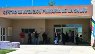 Desesperada odisea en San Luis: su hijo se ahogaba y el centro de salud no tenía médicos