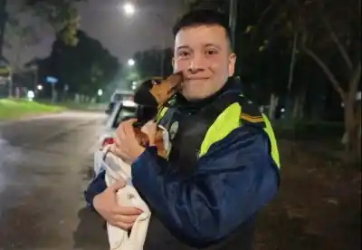 El gesto del policía tucumano que salvó a una perrita y emocionó a todos