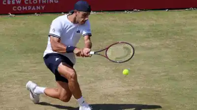 Cerúndolo sobrevive al local y ya está en semis de Queen’s: ¿hasta dónde puede llegar?