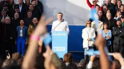 Máximo Kirchner lanzó un dardo directo a Kicillof: “Está muy claro quién debe ser la conductora de este proceso”