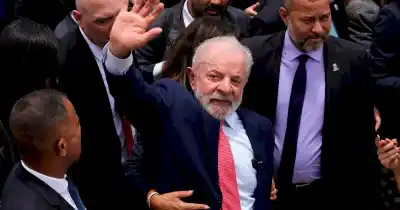 Venezuela: Lula Conversa Con Carney, Sheinbaum Y Petro Y Evita Mencionar A Maduro