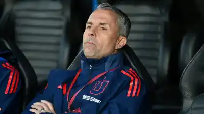 Se fue en pleno Mundial: el DT de San Lorenzo renunció tras un fuerte cruce con la dirigencia
