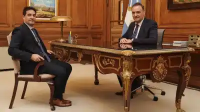 Reunión secreta en Casa Rosada: Adorni recibió a su reemplazo y confirmó la salida de un histórico