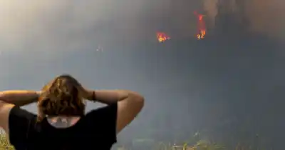 Alivio Por La Lluvia En El Incendio De Chubut, Que Ayuda A Los Brigadistas, Pero El Fuego Sigue Muy Activo