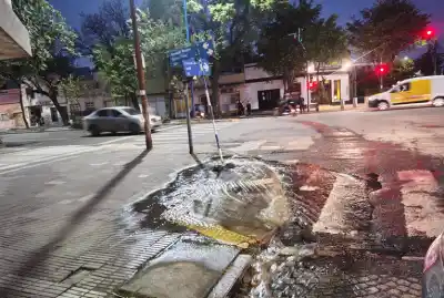 Vecinos de Barrio Sur sin agua: la rotura que nadie quiere reconocer