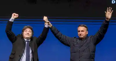 Enfrentado Con Lula, Javier Milei Cierra Filas Con Los Bolsonaro Y Recibe Elogios: “Sólida Brújula Moral”