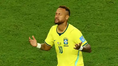 Volvió a vestir la ‘canarinha’ y el nudo en la garganta lo traicionó: el llanto de Neymar que conmovió al mundo