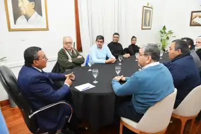 El encuentro secreto que fortalece el poder de Jaldo: ¿quién está detrás del MOLPE?