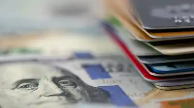 Dólar oficial y tarjeta: los precios que pagaste este jueves banco por banco