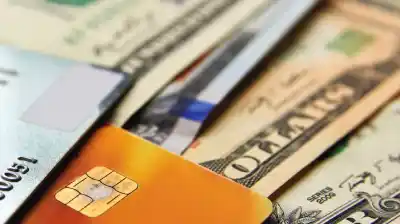 Dólar oficial y tarjeta: el ranking banco por banco para este viernes
