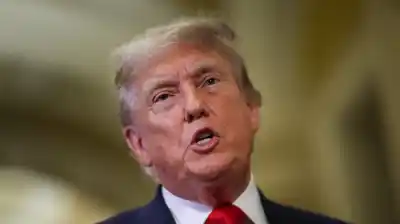 Trump estalló contra Irán y denunció una violación “estúpida” del cese al fuego en el estrecho de Ormuz