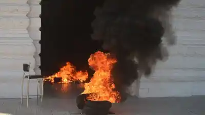 Destrozos y 22 detenidos en la Municipalidad de La Plata: las imágenes que estremecen
