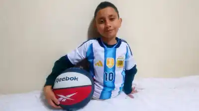 Dejó atrás a Spider-Man y ahora tiene un nuevo objetivo: ser campeón de básquet
