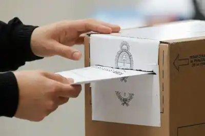 Cien partidos en la mira: ¿quién llega primero a la elección de 2027 en Tucumán?