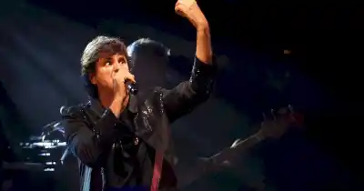 Andrés Ciro Celebró Su Cumple Como Nunca: Un Show íntimo Con Hijos, Invitados Y Temas De Los Piojos, Los Persas, Los Redondos Y Charly
