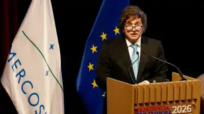Milei vuela a Asunción en plena tormenta política: la cumbre del Mercosur que puede cambiarlo todo